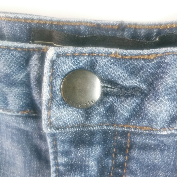 Venezia 22 Dark Wash Jeans Plus - Picture 5 of 7